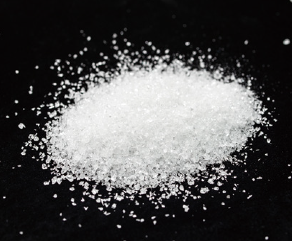 三氧化二鋁（Al?O?）